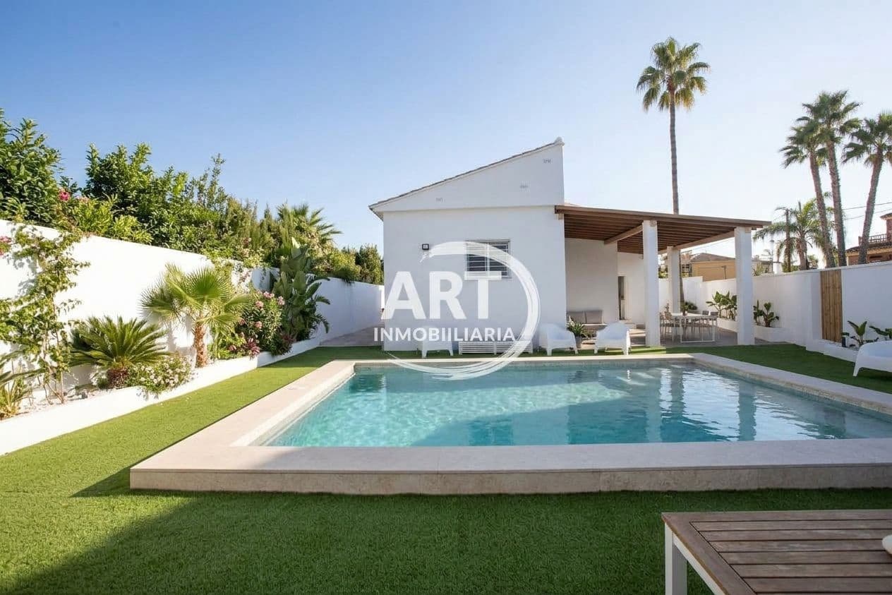 3 bedroom Villa for sale in L'Eliana with pool garage - € 585,000 (Ref: 10166072)