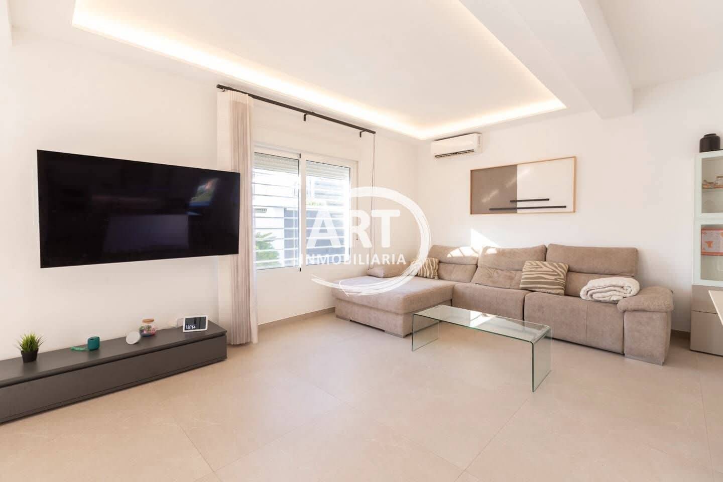 3 bedroom Villa for sale in L'Eliana with pool garage - € 585,000 (Ref: 10166072)