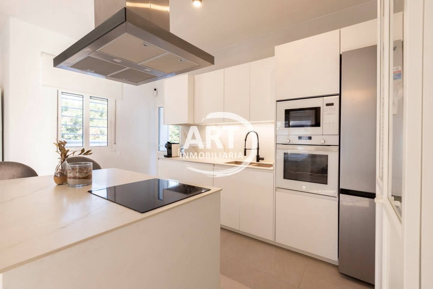 3 bedroom Villa for sale in L'Eliana with pool garage - € 585,000 (Ref: 10166072)