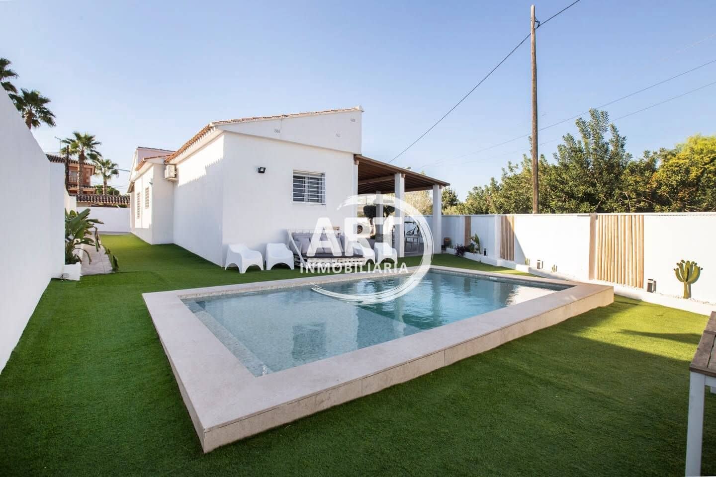 3 bedroom Villa for sale in L'Eliana with pool garage - € 585,000 (Ref: 10166072)