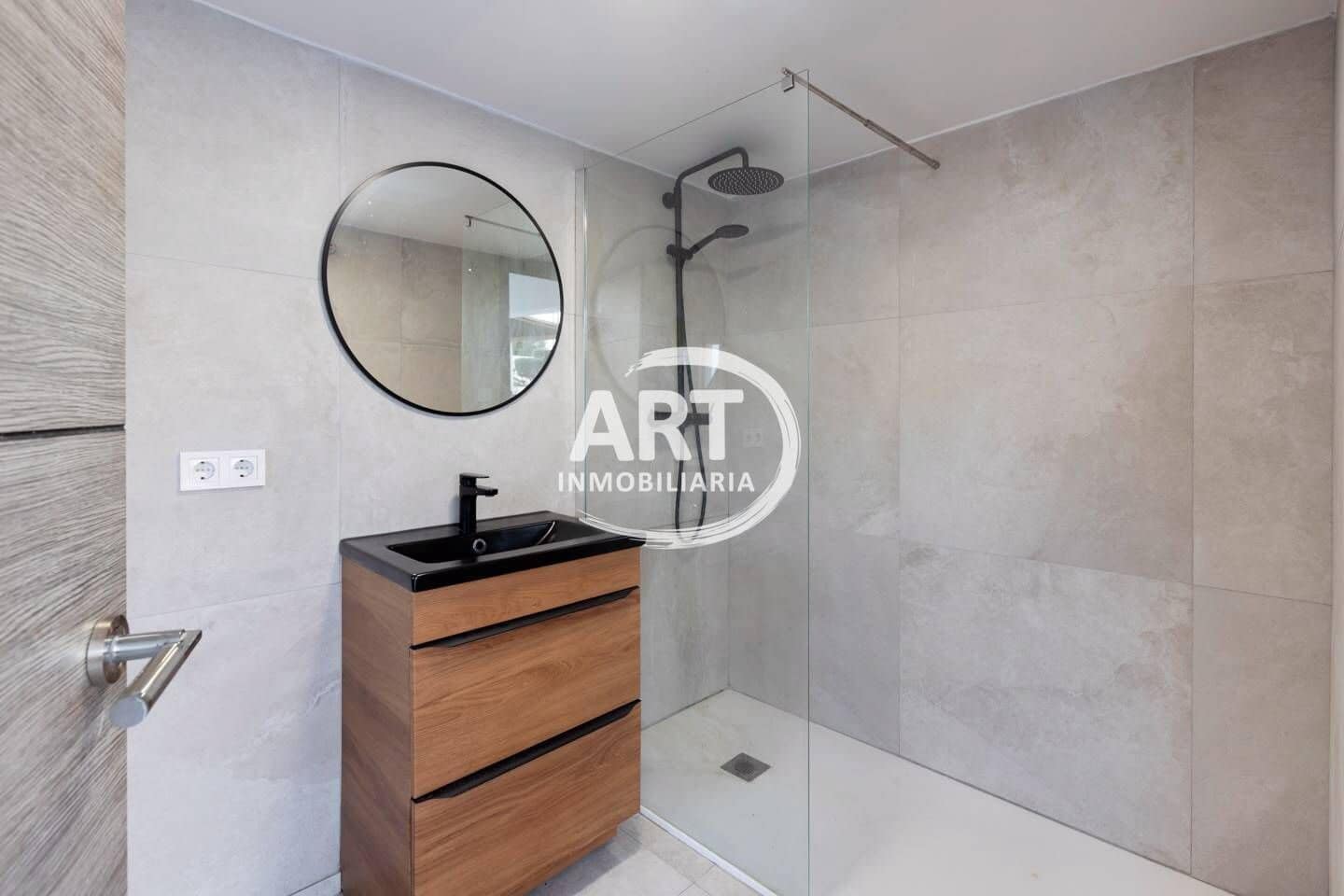 3 bedroom Villa for sale in L'Eliana with pool garage - € 585,000 (Ref: 10166072)