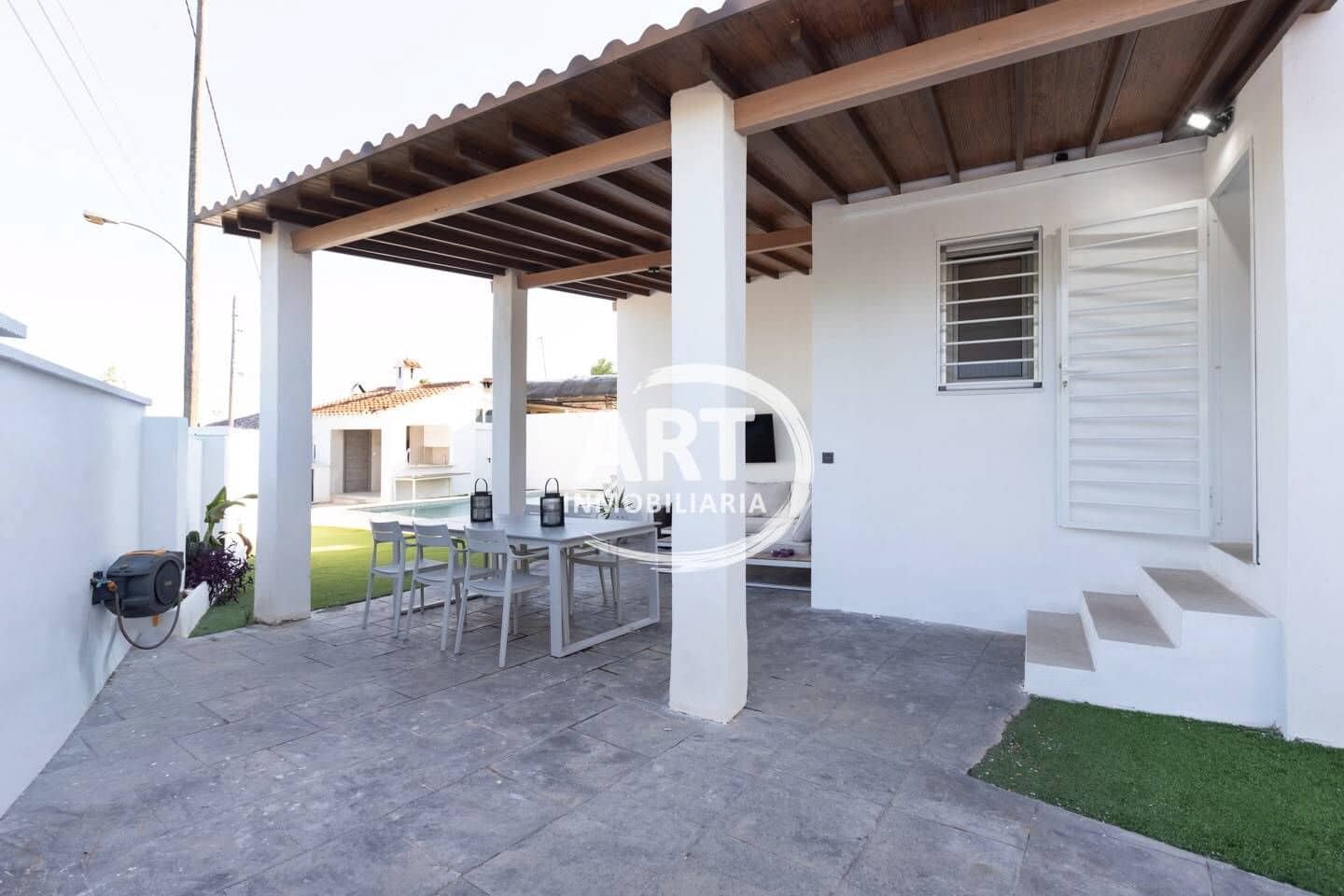 3 bedroom Villa for sale in L'Eliana with pool garage - € 585,000 (Ref: 10166072)