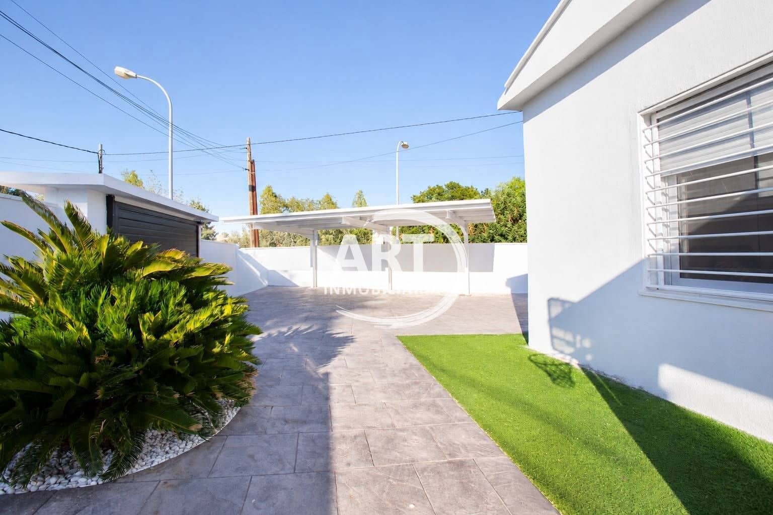 3 bedroom Villa for sale in L'Eliana with pool garage - € 585,000 (Ref: 10166072)