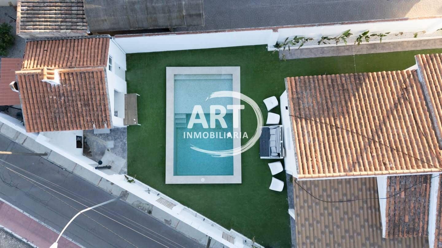 3 bedroom Villa for sale in L'Eliana with pool garage - € 585,000 (Ref: 10166072)