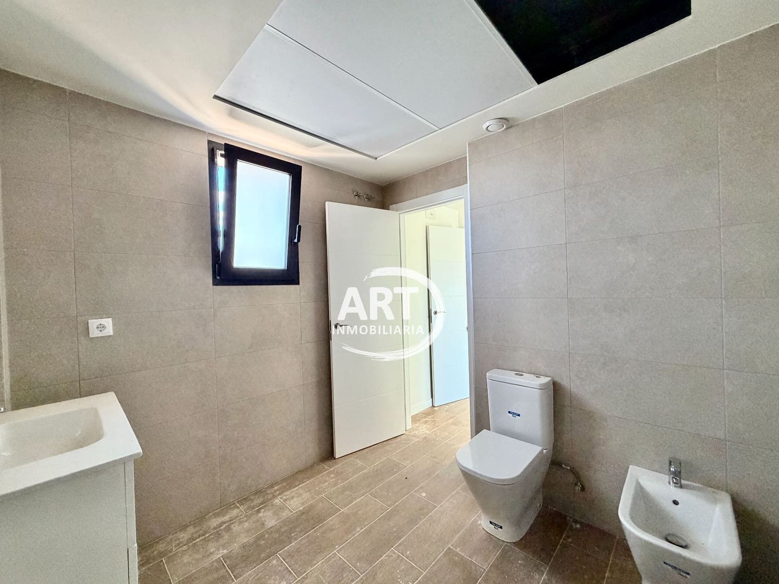 Chalet de 4 habitaciones en Náquera en venta con piscina garaje - 447.000 € (Ref: 10174343)