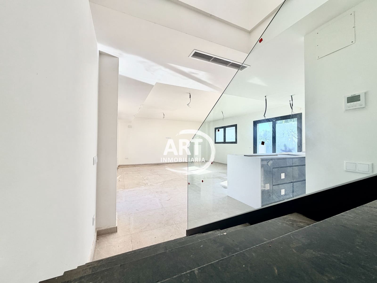 Chalet de 4 habitaciones en Náquera en venta con piscina garaje - 447.000 € (Ref: 10174343)