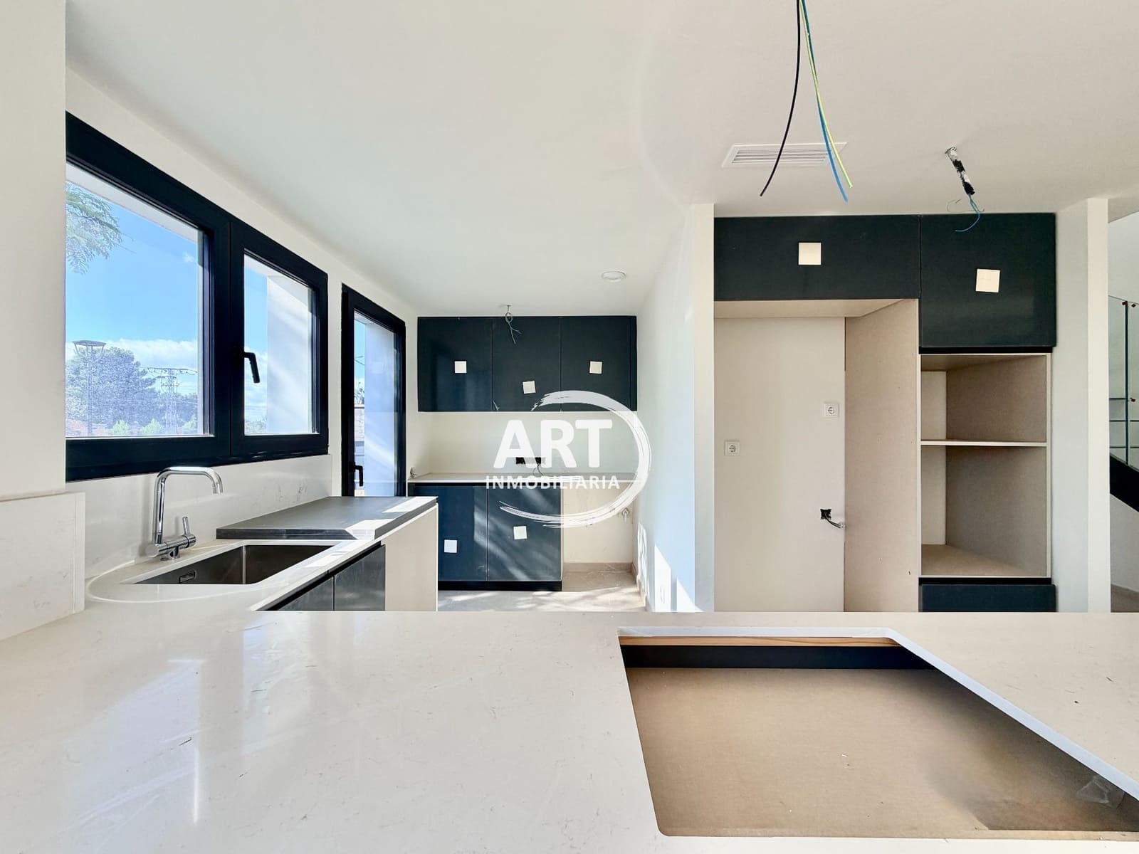 Chalet de 4 habitaciones en Náquera en venta con piscina garaje - 447.000 € (Ref: 10174343)