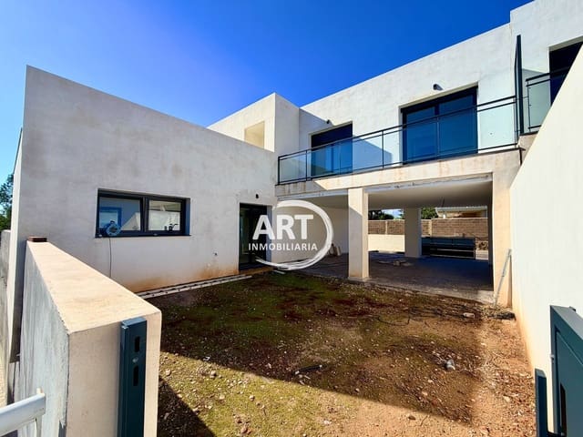Chalet de 4 habitaciones en Náquera en venta con piscina garaje - 447.000 € (Ref: 10174343)