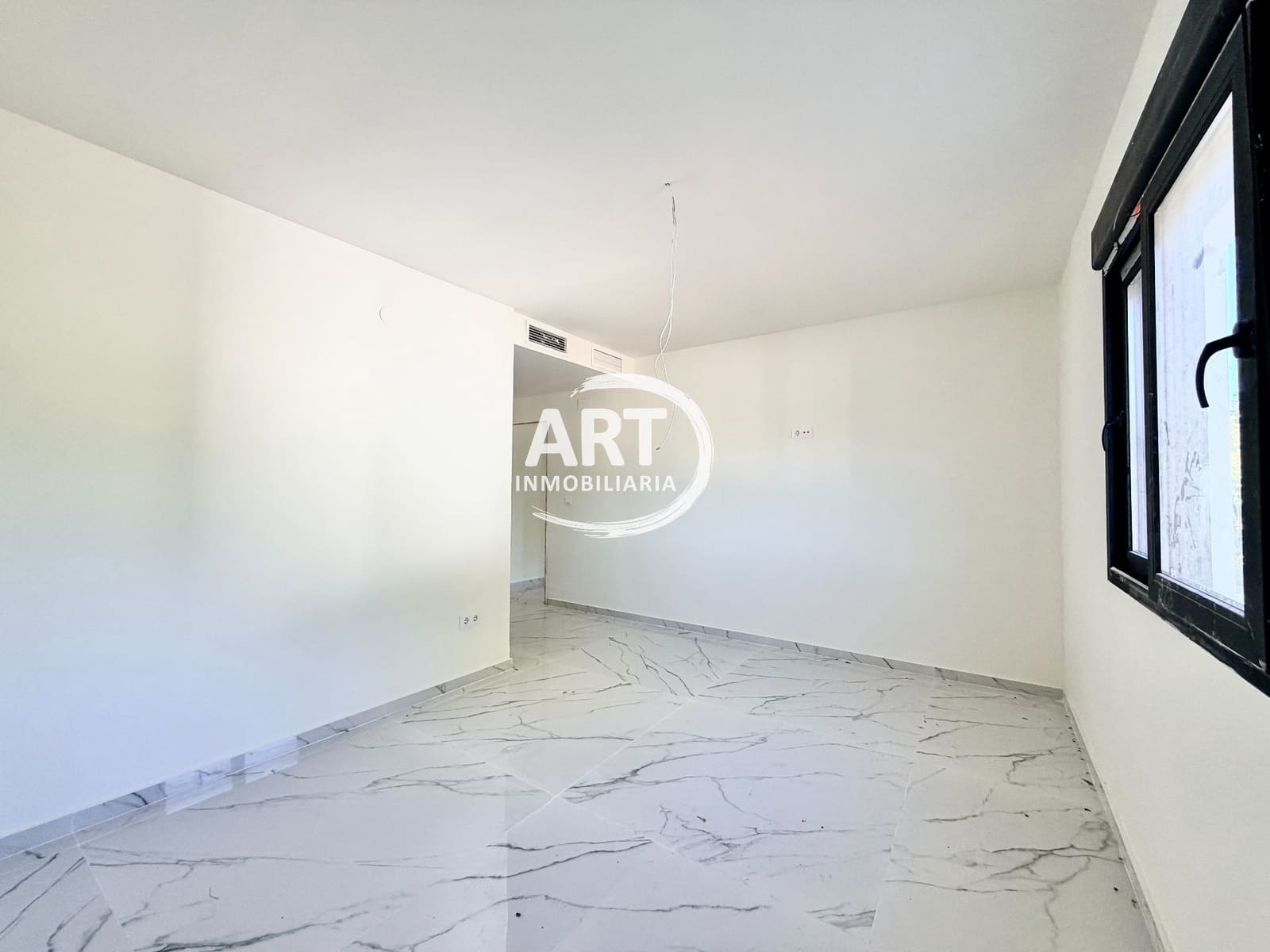 Chalet de 4 habitaciones en Náquera en venta con piscina - 650.000 € (Ref: 10174344)