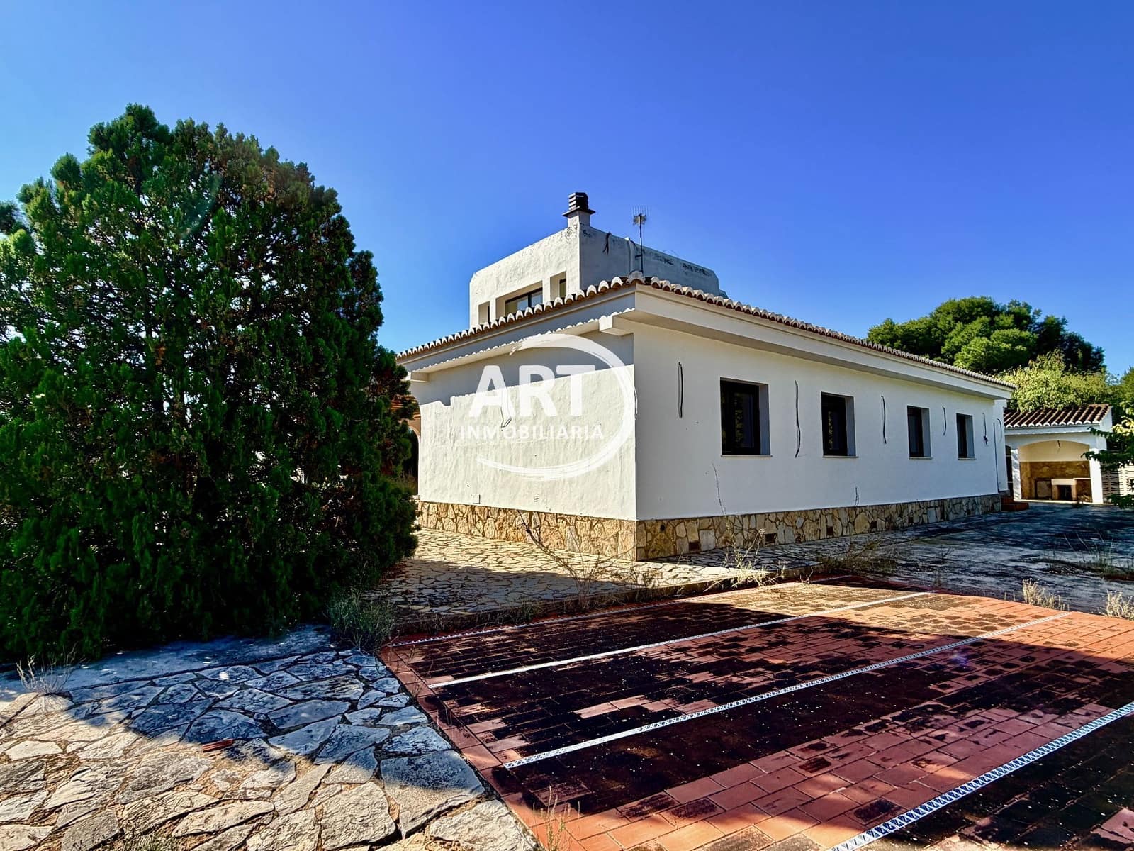 Chalet de 4 habitaciones en Náquera en venta con piscina - 650.000 € (Ref: 10174344)