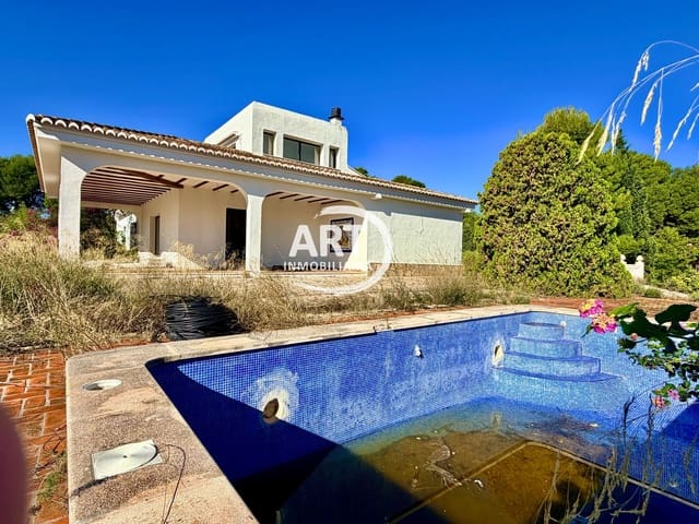 Chalet de 4 habitaciones en Náquera en venta con piscina - 650.000 € (Ref: 10174344)