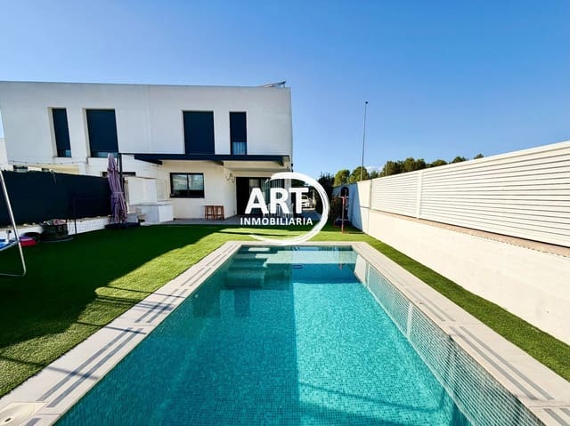 Chalet de 4 habitaciones en San Antonio de Benagéber en venta con piscina garaje - 580.000 € (Ref: 10174345)