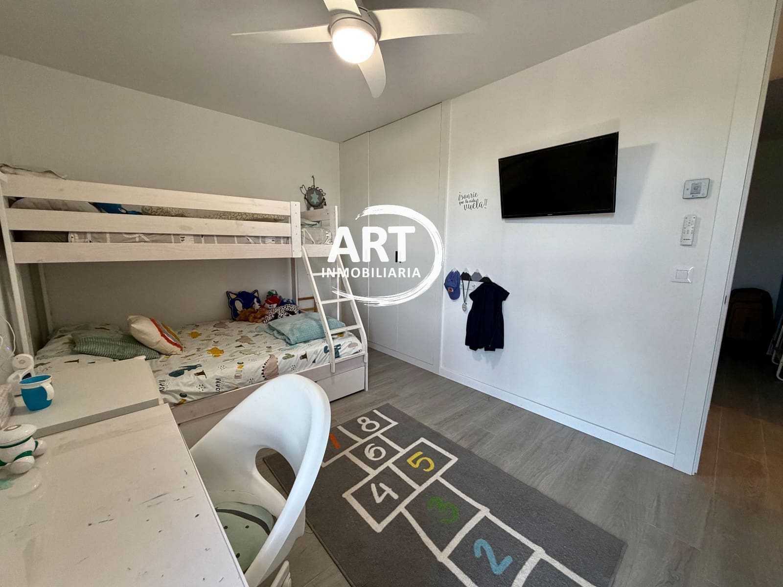 Chalet de 4 habitaciones en San Antonio de Benagéber en venta con piscina garaje - 580.000 € (Ref: 10174345)