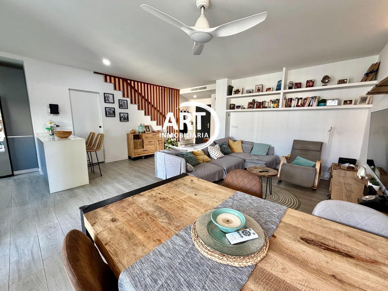 Chalet de 4 habitaciones en San Antonio de Benagéber en venta con piscina garaje - 580.000 € (Ref: 10174345)