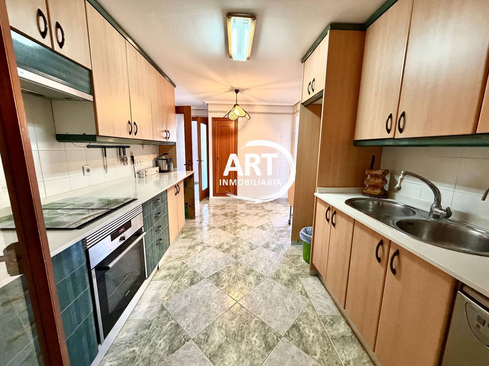 4 slaapkamer Villa te koop in San Antonio de Benageber met zwembad garage - € 550.000 (Ref: 10184183)