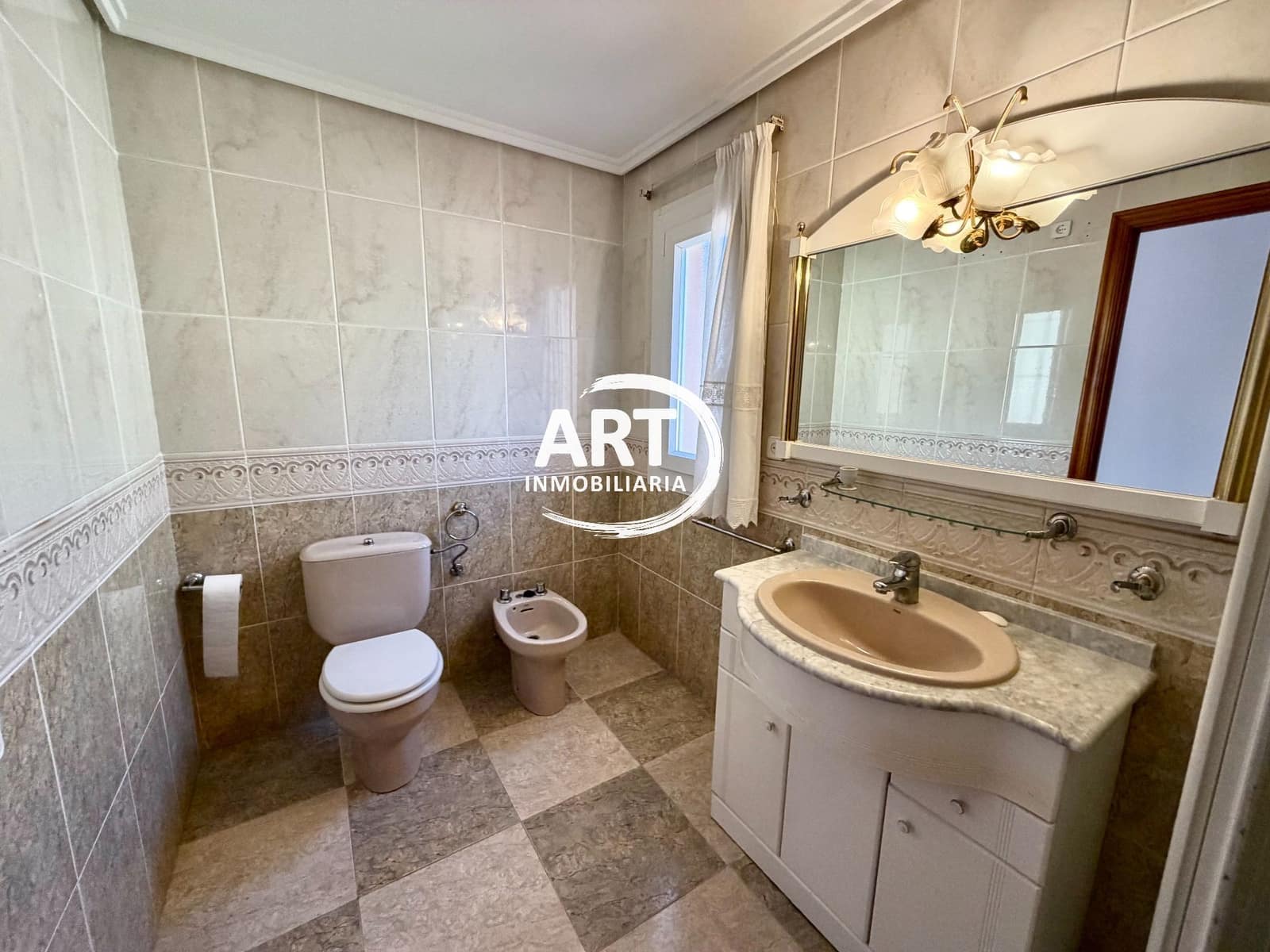 4 slaapkamer Villa te koop in San Antonio de Benageber met zwembad garage - € 550.000 (Ref: 10184183)