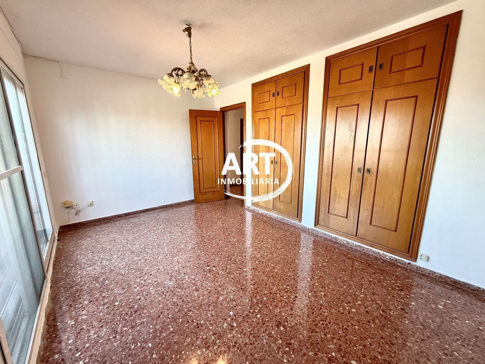 4 slaapkamer Villa te koop in San Antonio de Benageber met zwembad garage - € 550.000 (Ref: 10184183)
