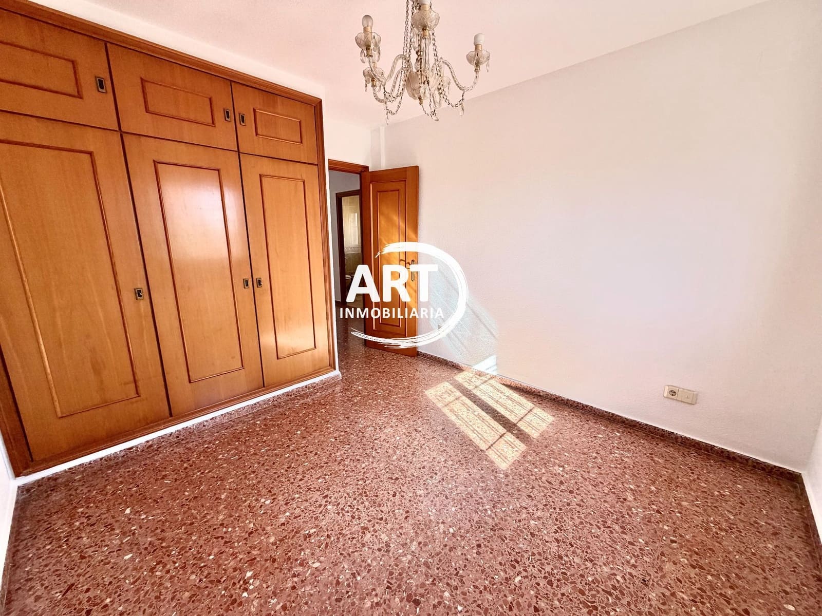 4 slaapkamer Villa te koop in San Antonio de Benageber met zwembad garage - € 550.000 (Ref: 10184183)