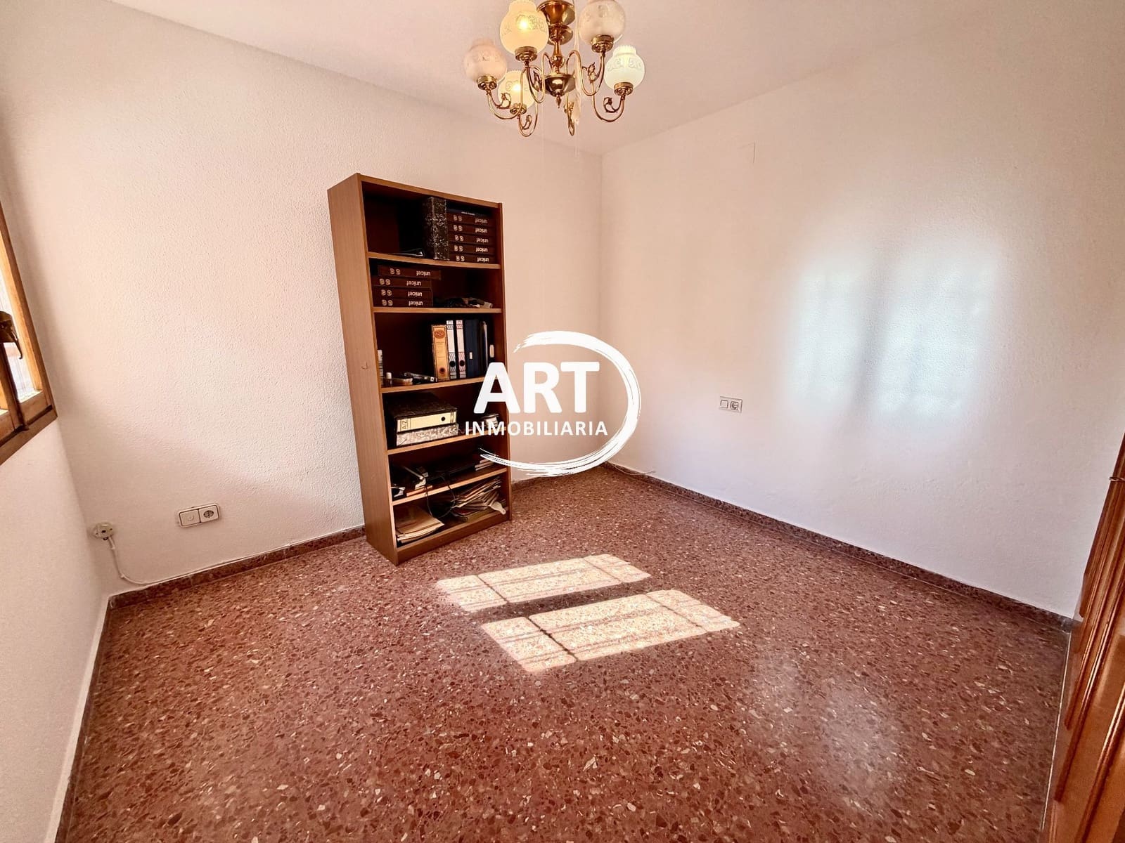 4 slaapkamer Villa te koop in San Antonio de Benageber met zwembad garage - € 550.000 (Ref: 10184183)