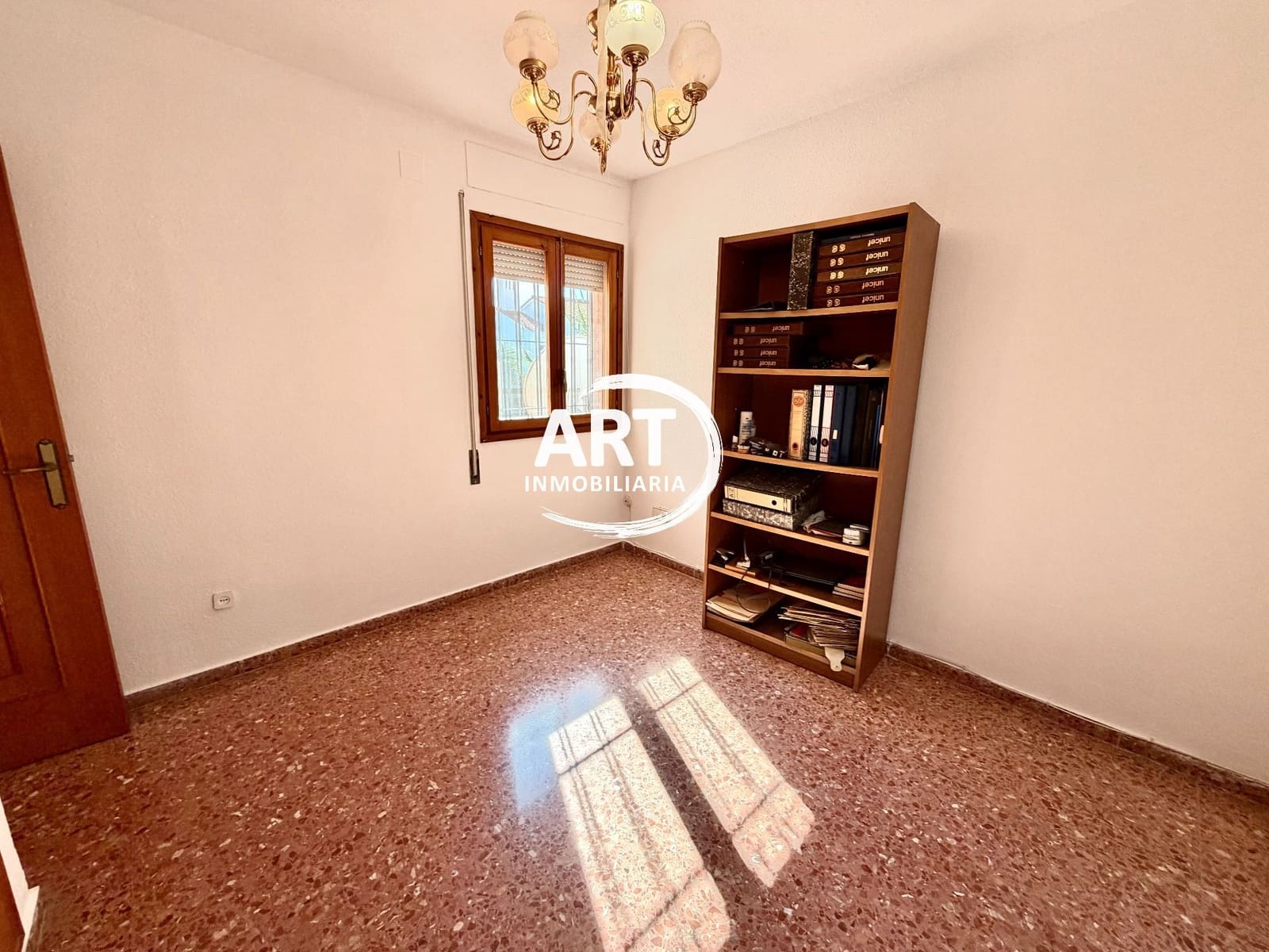 4 slaapkamer Villa te koop in San Antonio de Benageber met zwembad garage - € 550.000 (Ref: 10184183)
