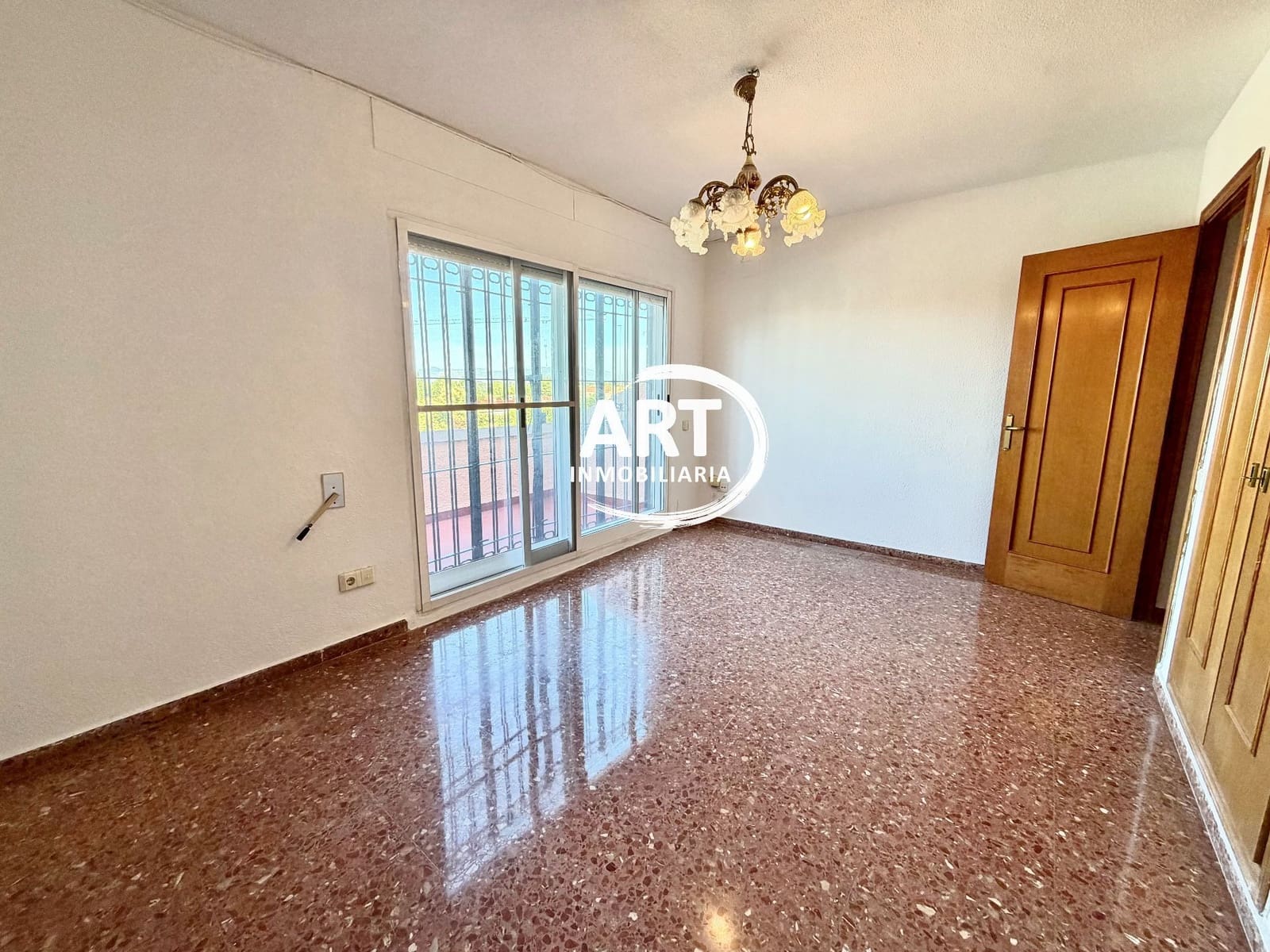 4 slaapkamer Villa te koop in San Antonio de Benageber met zwembad garage - € 550.000 (Ref: 10184183)