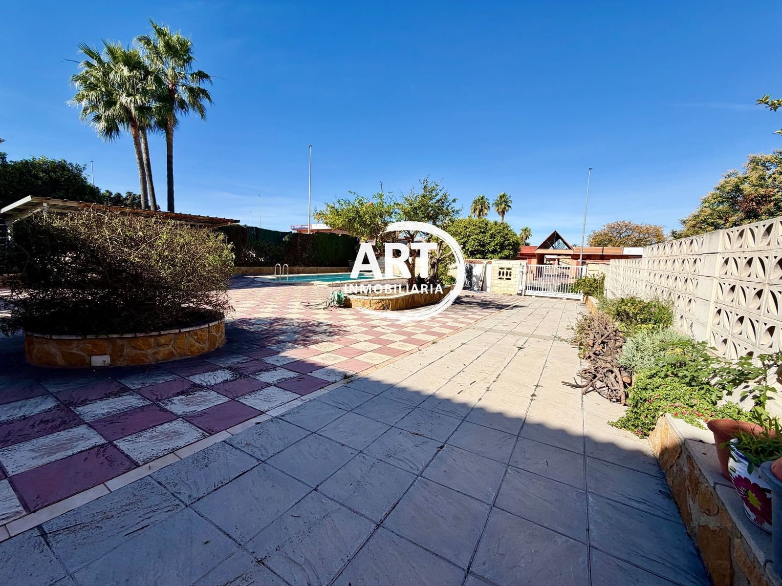 4 slaapkamer Villa te koop in San Antonio de Benageber met zwembad garage - € 550.000 (Ref: 10184183)