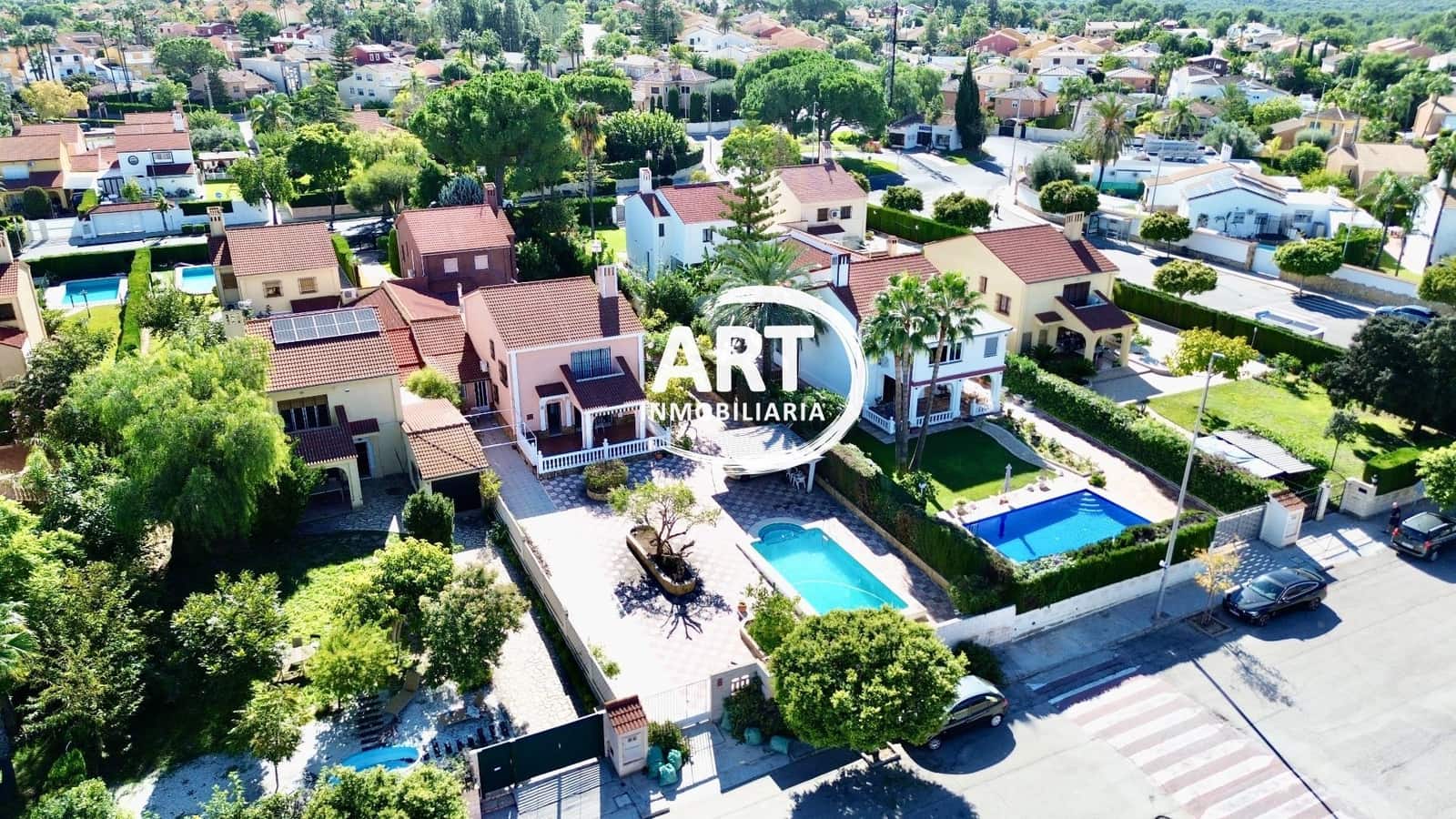 4 slaapkamer Villa te koop in San Antonio de Benageber met zwembad garage - € 550.000 (Ref: 10184183)