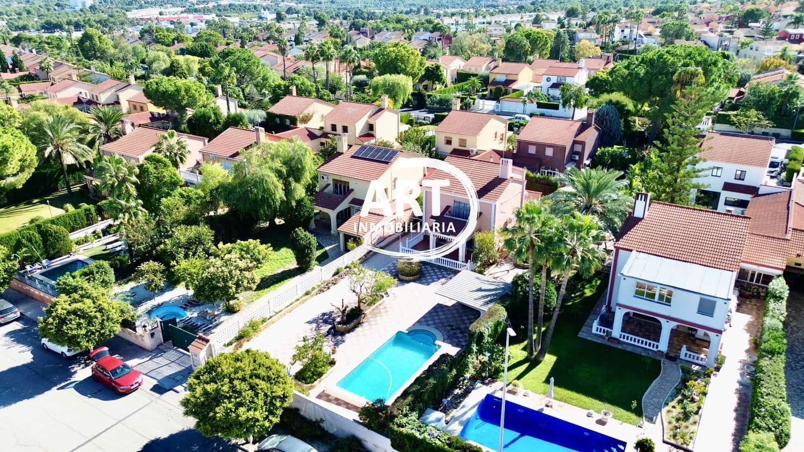 4 slaapkamer Villa te koop in San Antonio de Benageber met zwembad garage - € 550.000 (Ref: 10184183)
