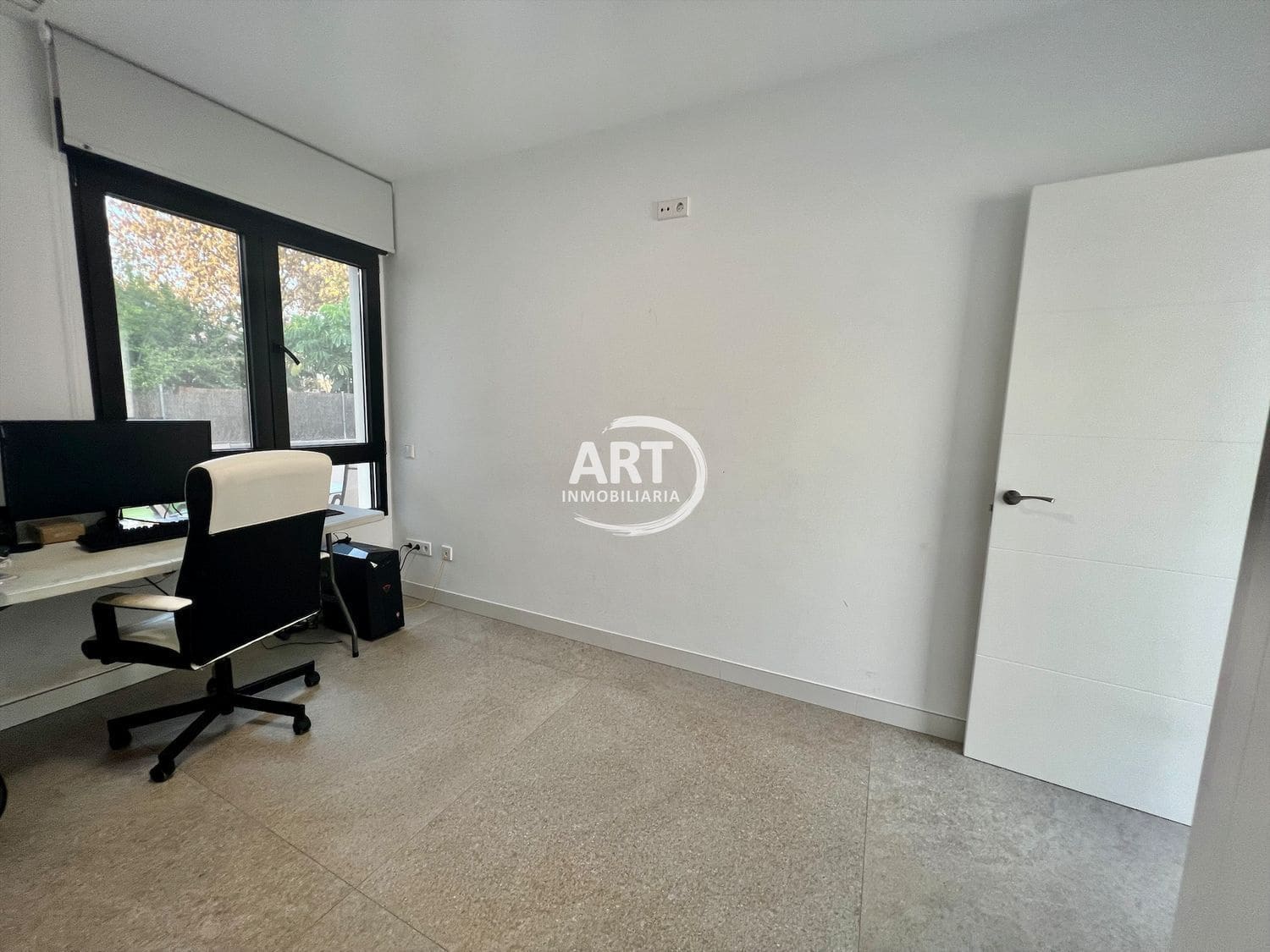 4 sypialnia Willa na sprzedaż w L'Eliana z basenem garażem - 950 000 € (Ref: 7289234)