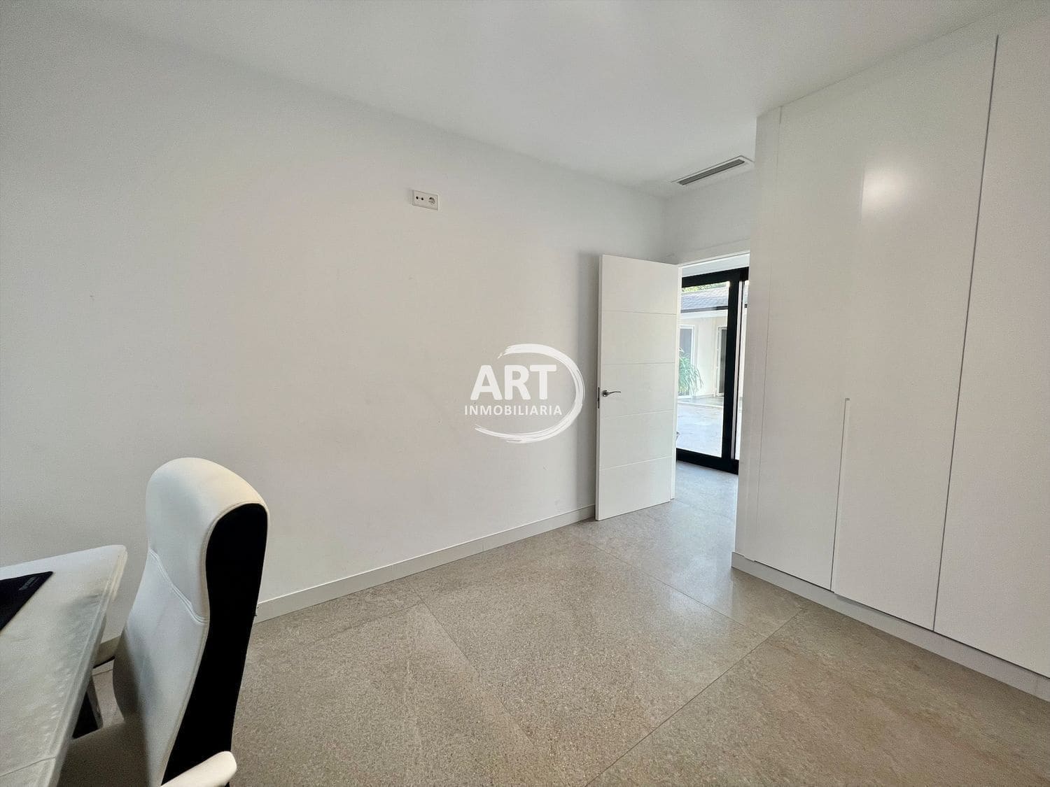 4 sypialnia Willa na sprzedaż w L'Eliana z basenem garażem - 950 000 € (Ref: 7289234)