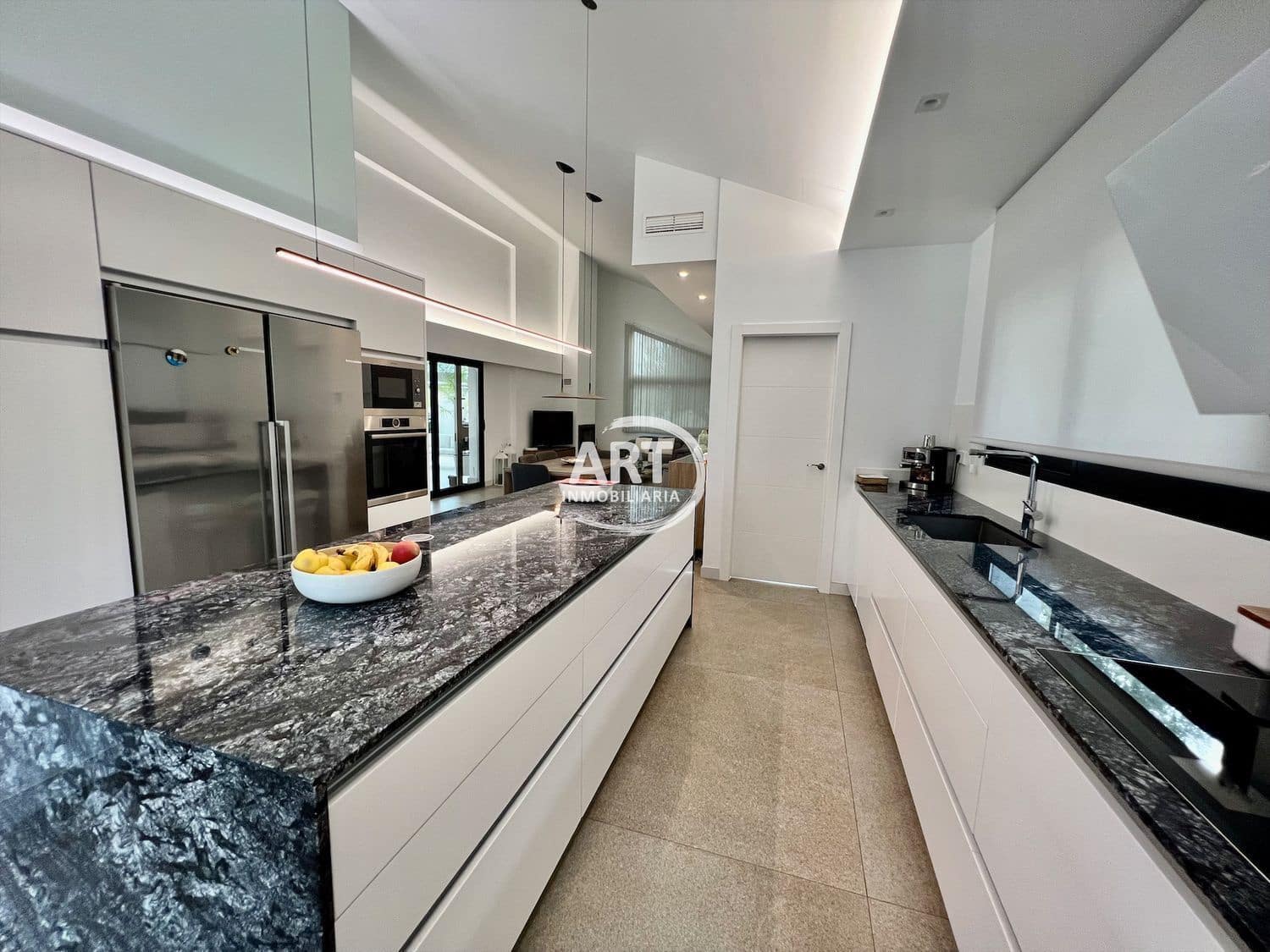 4 sypialnia Willa na sprzedaż w L'Eliana z basenem garażem - 950 000 € (Ref: 7289234)