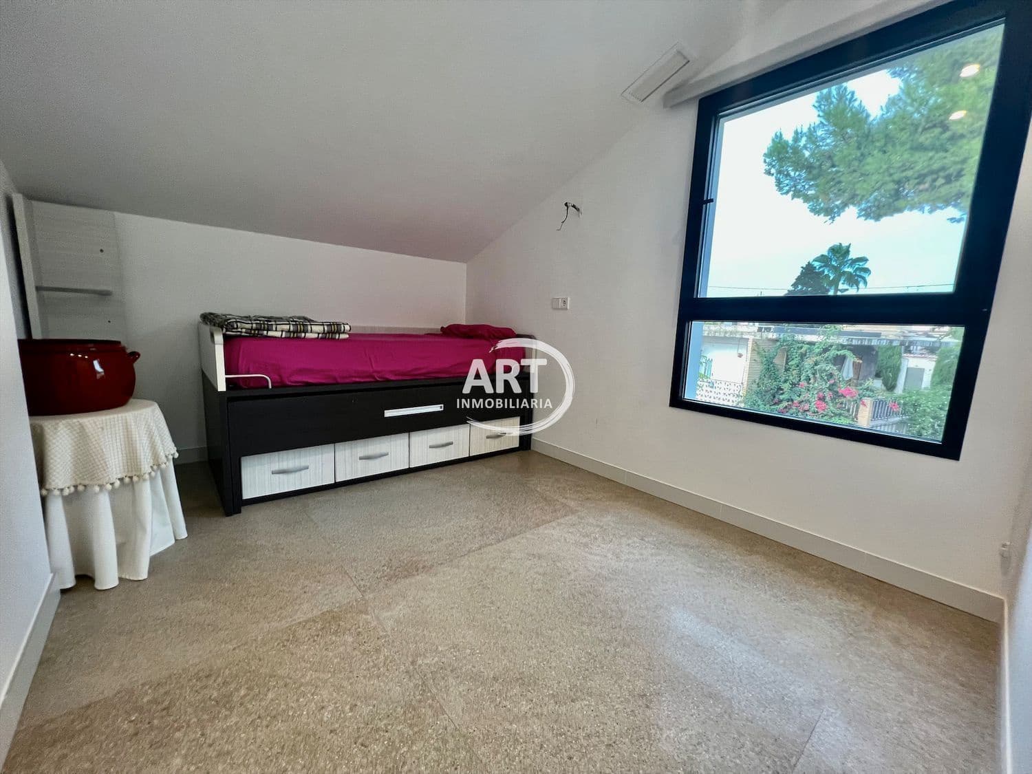 4 sypialnia Willa na sprzedaż w L'Eliana z basenem garażem - 950 000 € (Ref: 7289234)