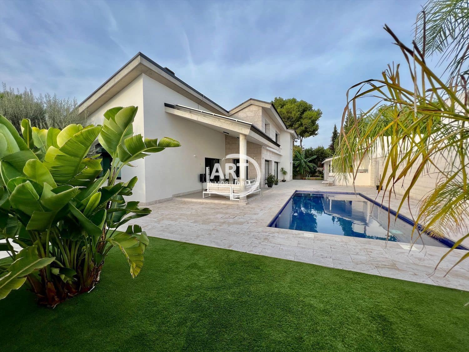 4 sypialnia Willa na sprzedaż w L'Eliana z basenem garażem - 950 000 € (Ref: 7289234)