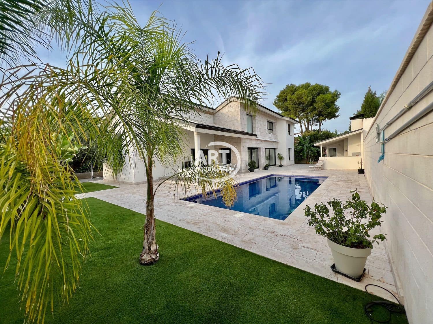 4 sypialnia Willa na sprzedaż w L'Eliana z basenem garażem - 950 000 € (Ref: 7289234)