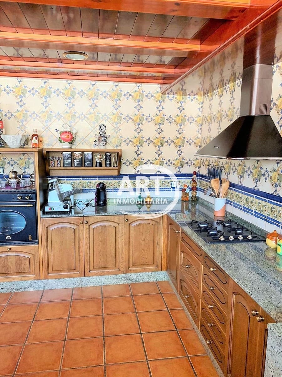 6 soveværelse Villa til salg i Benaguasil med swimmingpool garage - € 825.000 (Ref: 7289235)