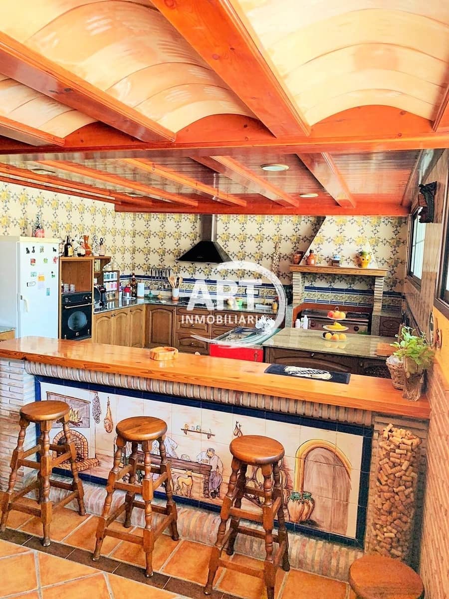 6 soveværelse Villa til salg i Benaguasil med swimmingpool garage - € 825.000 (Ref: 7289235)