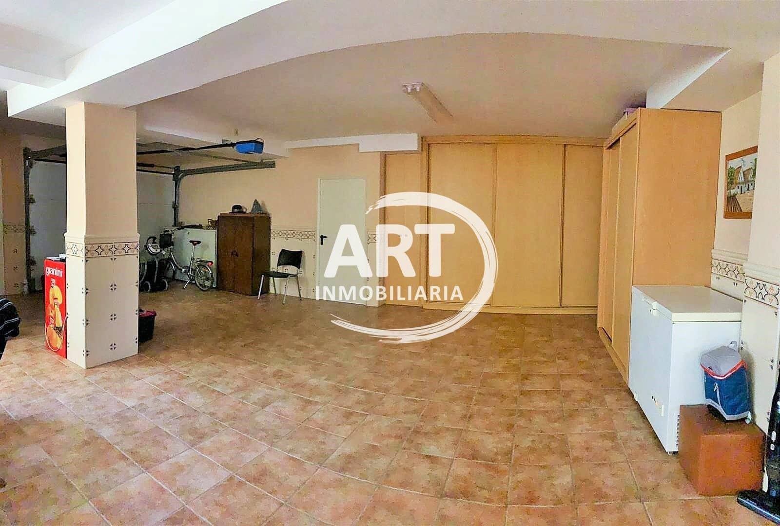 6 soveværelse Villa til salg i Benaguasil med swimmingpool garage - € 825.000 (Ref: 7289235)