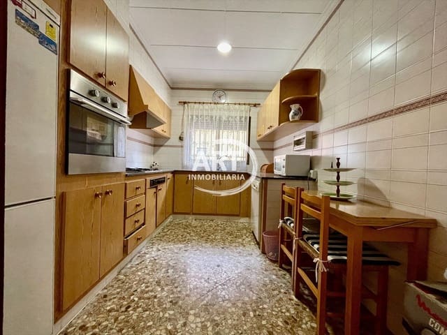 4 bedroom Townhouse for sale in L'Alcúdia - € 250,000 (Ref: 7289748)