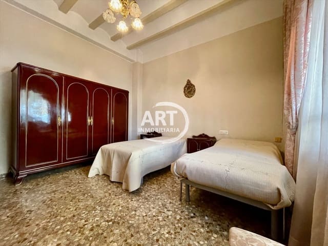 4 bedroom Townhouse for sale in L'Alcúdia - € 250,000 (Ref: 7289748)