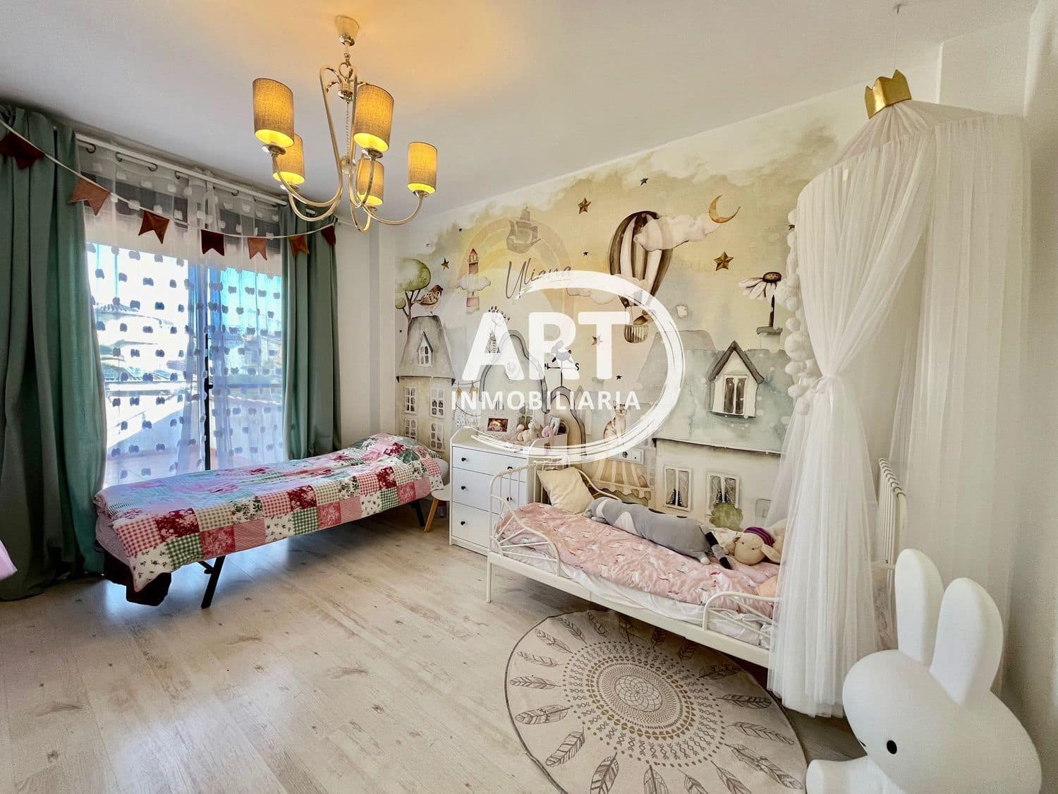 4 soverom Villa til salgs i L'Eliana med svømmebasseng garasje - € 595 000 (Ref: 8078228)