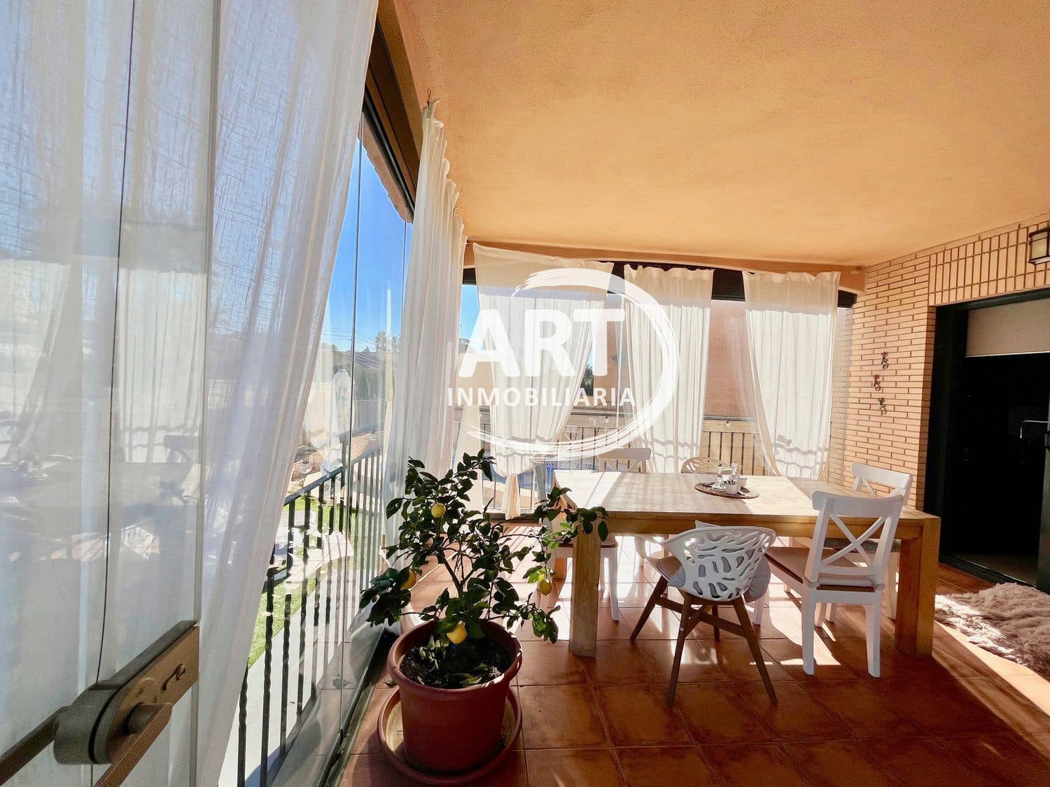 4 soverom Villa til salgs i L'Eliana med svømmebasseng garasje - € 595 000 (Ref: 8078228)