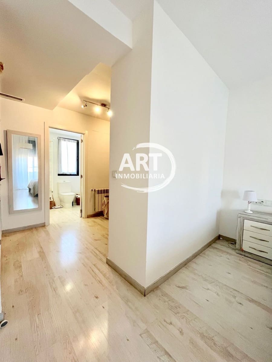 4 soverom Villa til salgs i L'Eliana med svømmebasseng garasje - € 595 000 (Ref: 8078228)