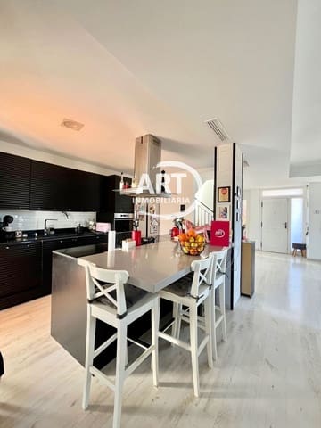 4 slaapkamer Villa te koop in L'Eliana met zwembad garage - € 595.000 (Ref: 8078228)