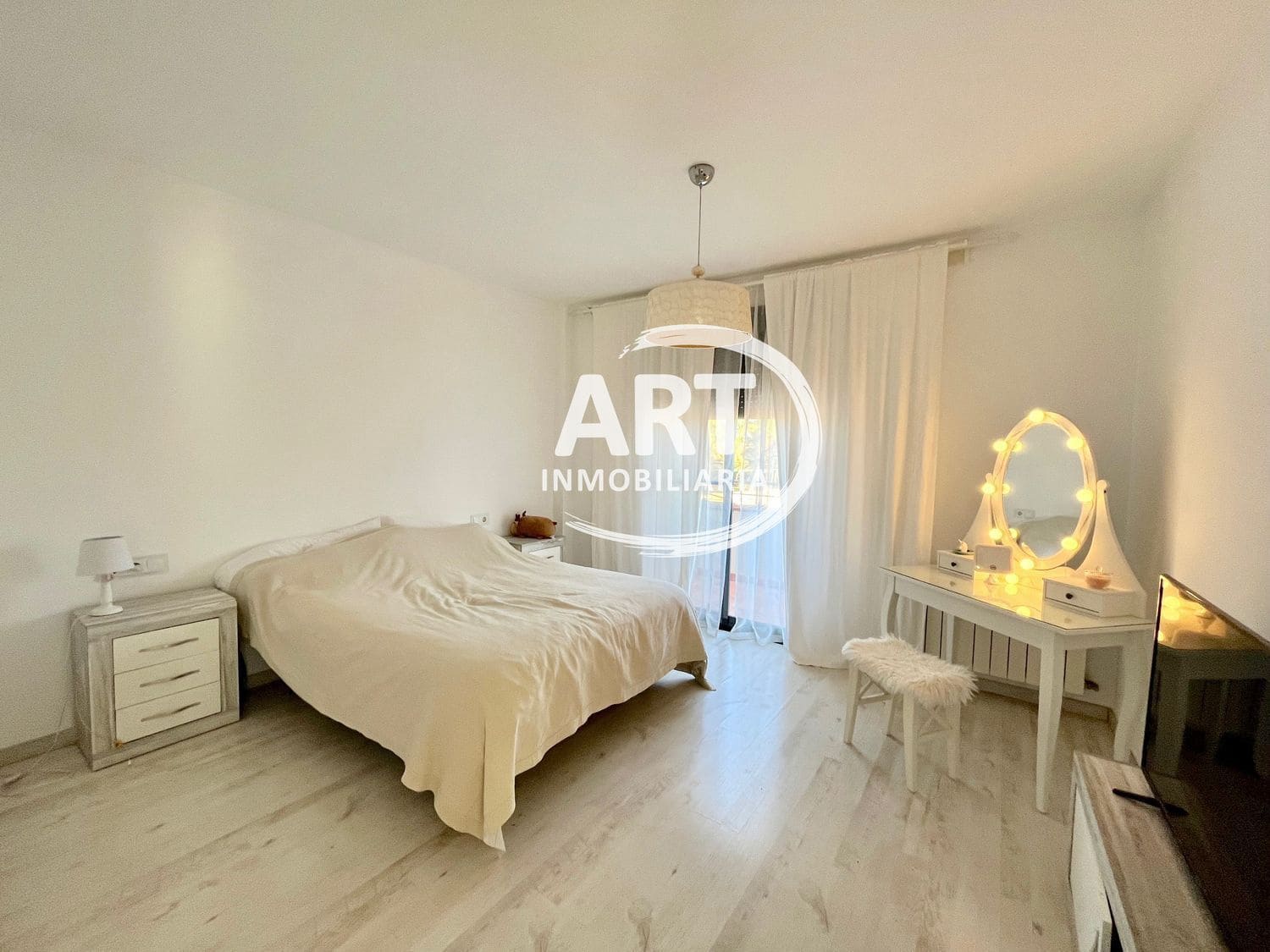 4 soverom Villa til salgs i L'Eliana med svømmebasseng garasje - € 595 000 (Ref: 8078228)