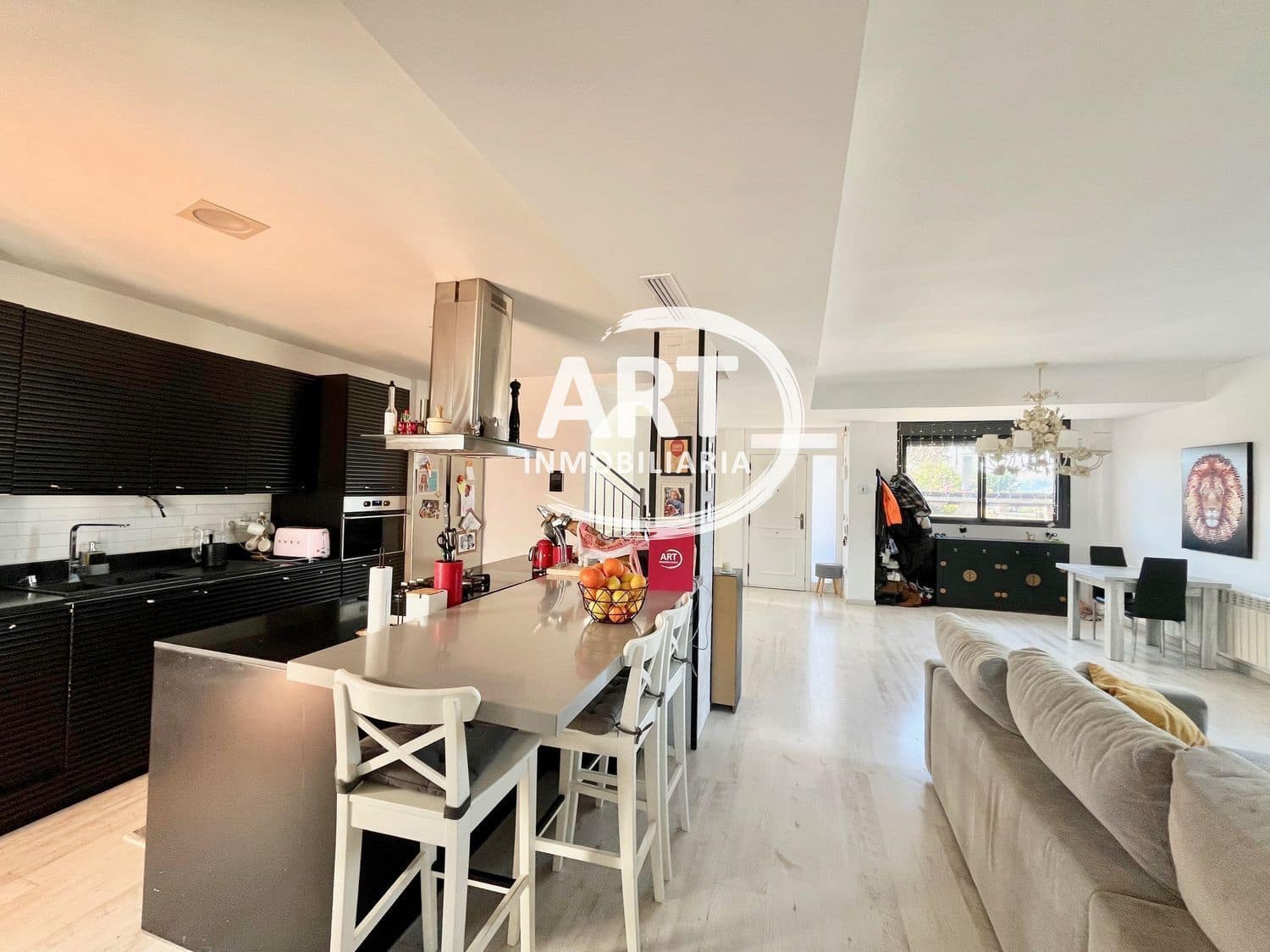 4 soverom Villa til salgs i L'Eliana med svømmebasseng garasje - € 595 000 (Ref: 8078228)