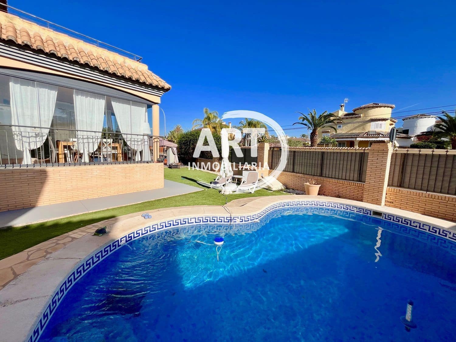 4 soverom Villa til salgs i L'Eliana med svømmebasseng garasje - € 595 000 (Ref: 8078228)