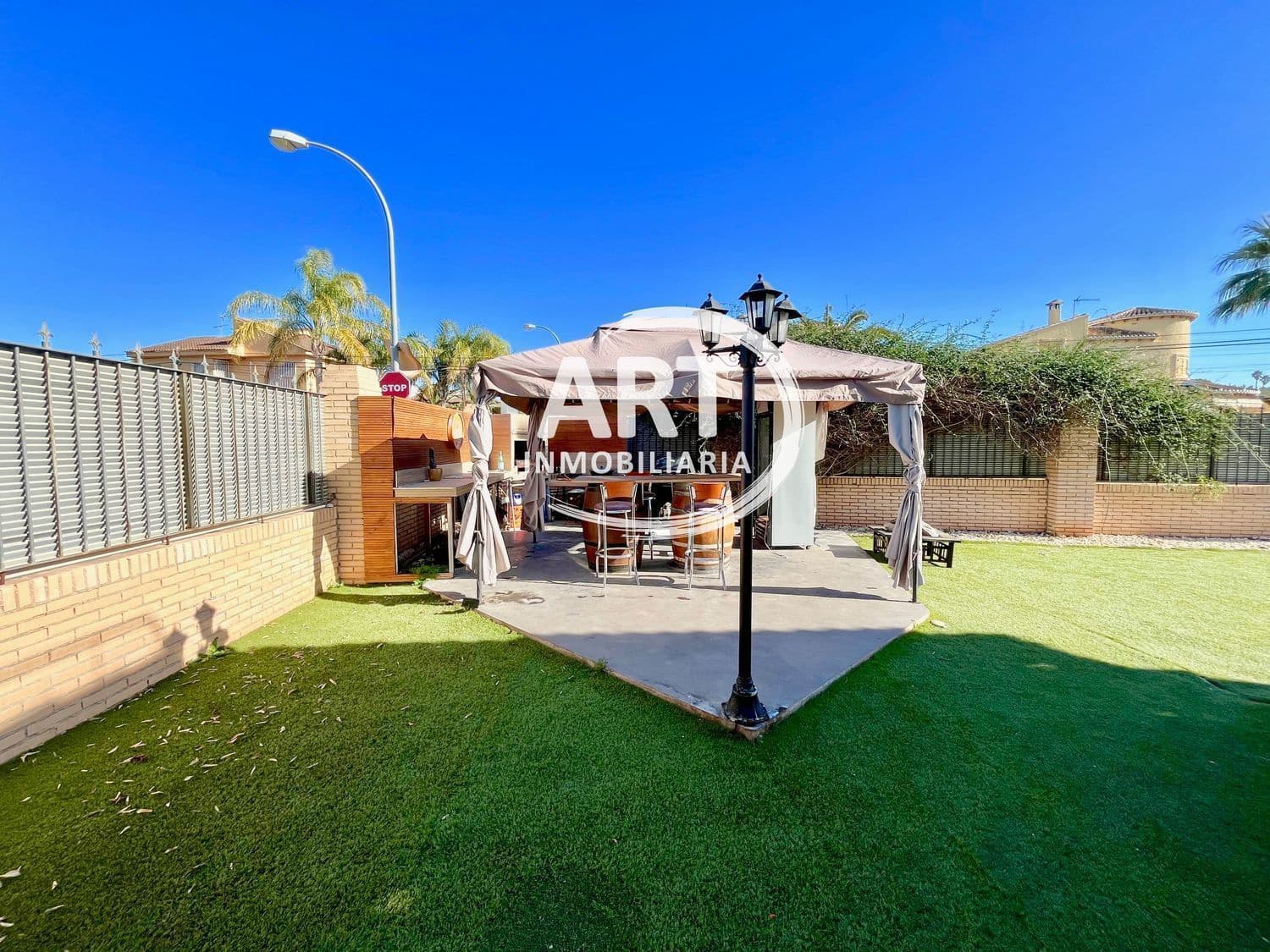 4 soverom Villa til salgs i L'Eliana med svømmebasseng garasje - € 595 000 (Ref: 8078228)