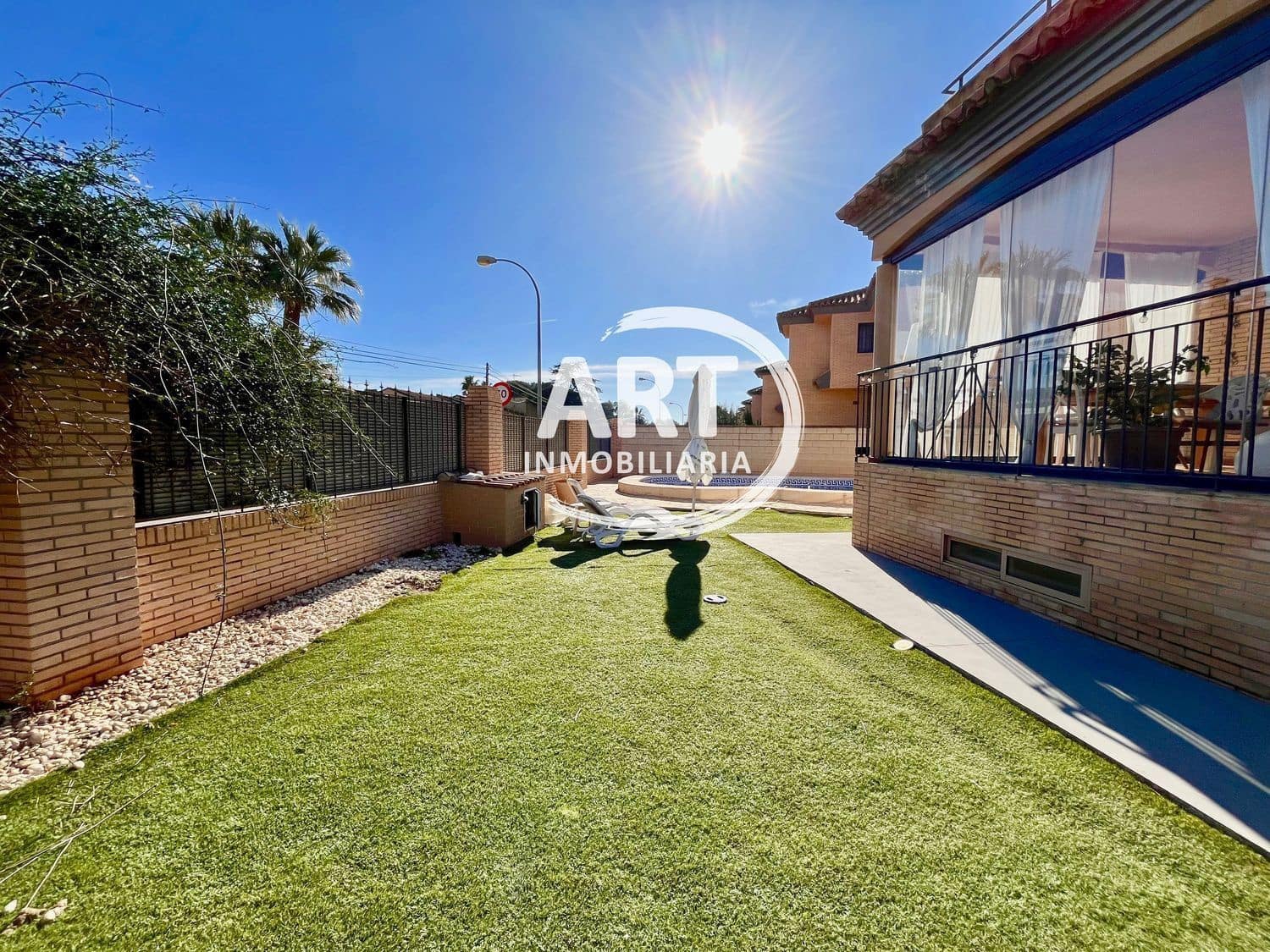 4 soverom Villa til salgs i L'Eliana med svømmebasseng garasje - € 595 000 (Ref: 8078228)