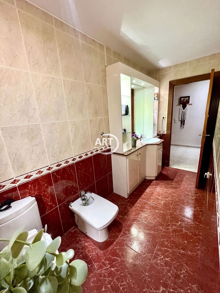 8 soveværelse Villa til salg i L'Eliana med swimmingpool garage - € 849.000 (Ref: 8188984)