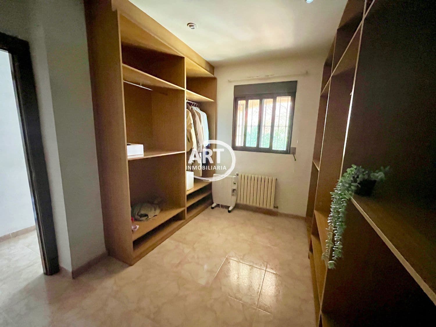 8 soveværelse Villa til salg i L'Eliana med swimmingpool garage - € 849.000 (Ref: 8188984)